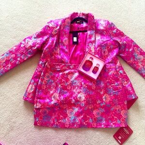 BRAND NEW FASHION NOVA Blazer and skit set !!! GALENTINES SPECIAL 💕💕